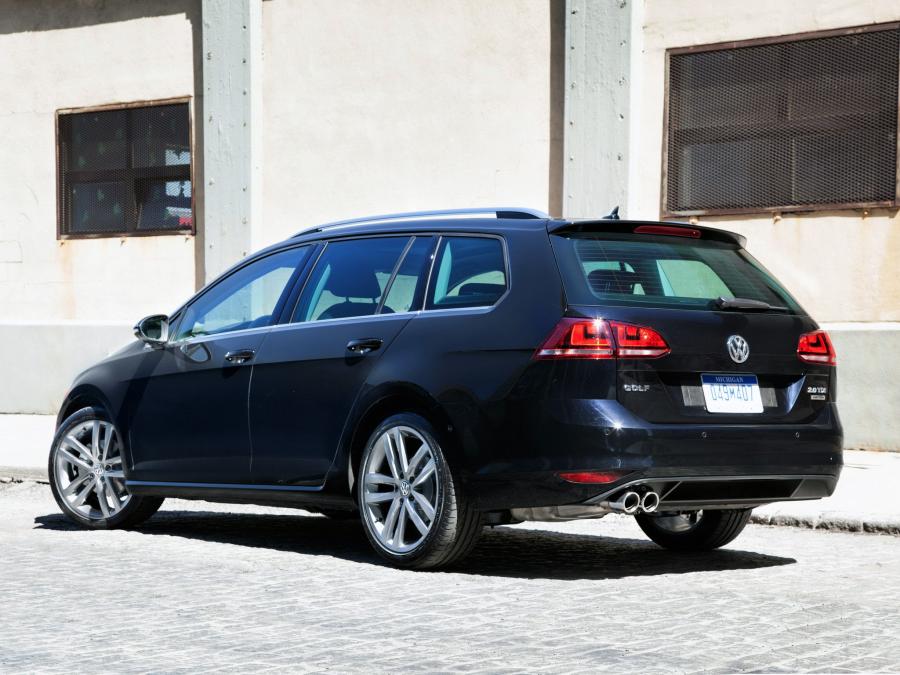  Volkswagen Golf TDI 4MOTION SportWagen Concept 2014 года  (фото 7 из 8)